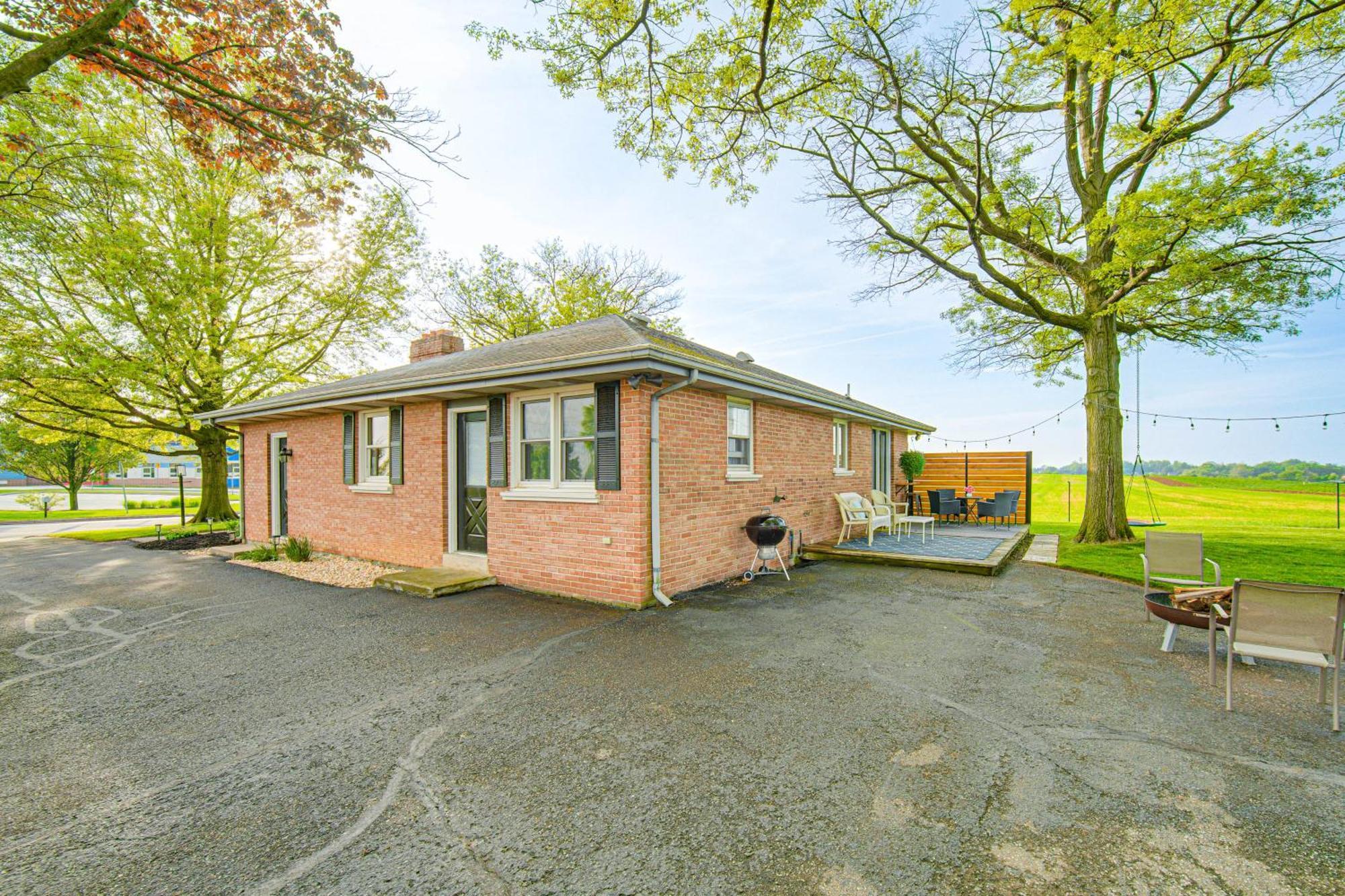 Villa Sunny Lancaster Gem, 4 Mi To Dutch Wonderland Esterno foto