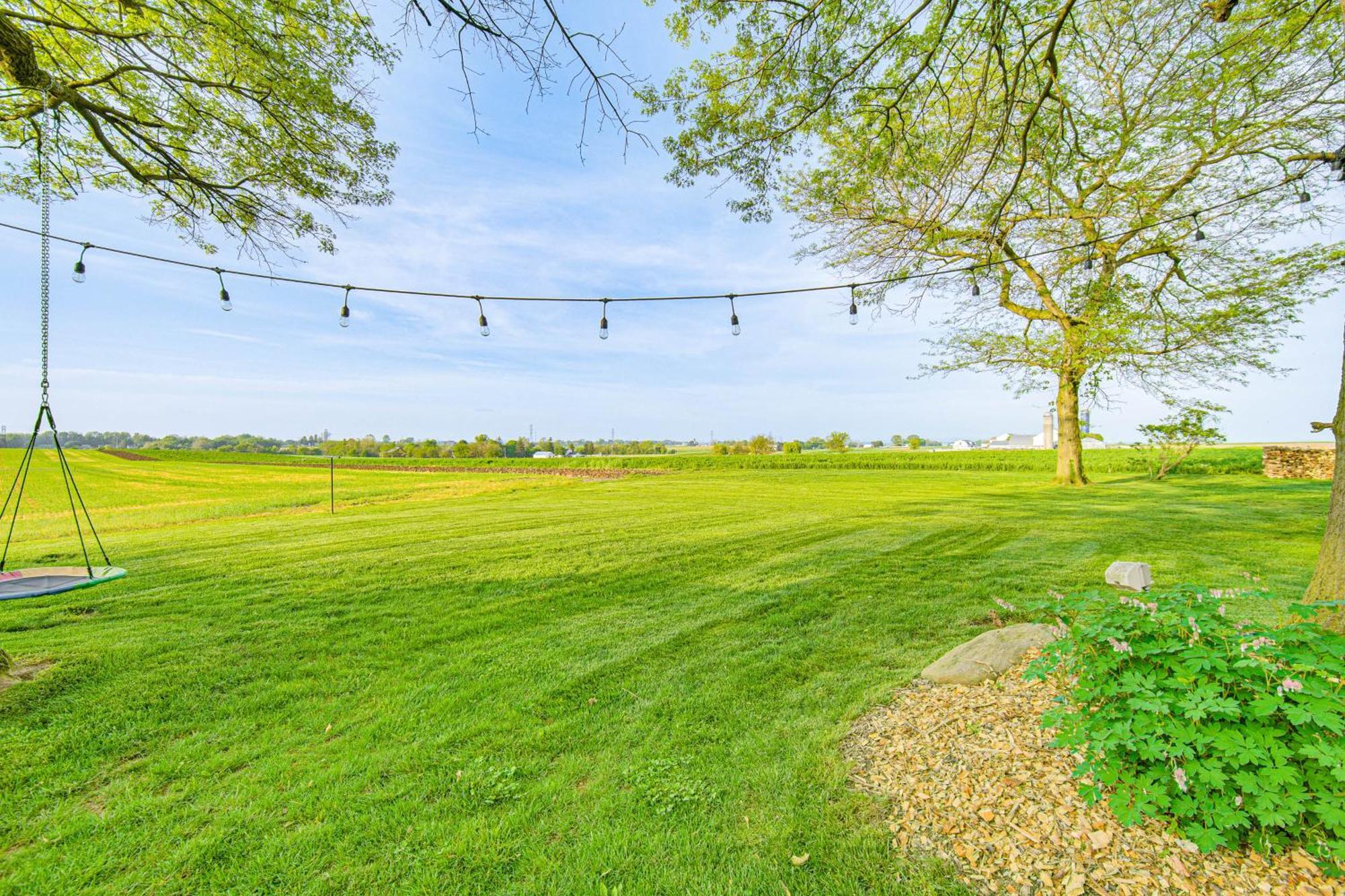 Villa Sunny Lancaster Gem, 4 Mi To Dutch Wonderland Esterno foto
